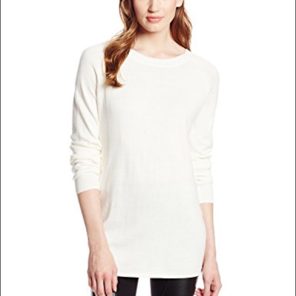 BCBGeneration classic cream long sleeve sweater